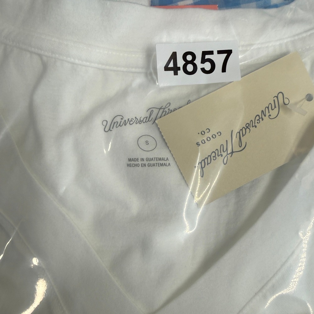 NWT Universal Thread White‎ V-Neck Tee & Colsie Gingham Pajama Shorts Set Small - Picture 15 of 15